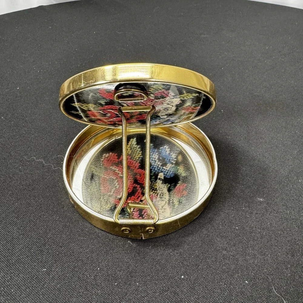 Vintage Ladies Fold Out‎ Mirror Compact with Stand Floral Pattern 251628